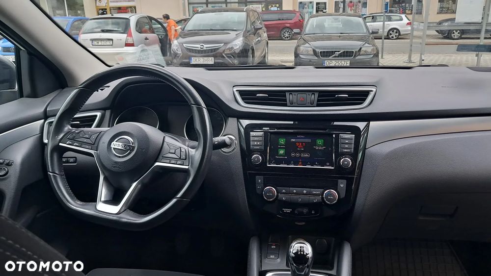 Nissan Qashqai 1.3 DIG-T N-Connecta EU6d - 11