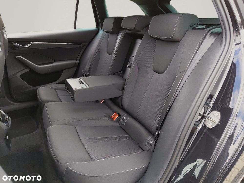 Skoda Octavia 2.0 TDI Sportline DSG - 11