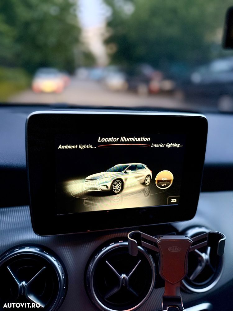 Mercedes-Benz GLA 220 d 7G-DCT - 23