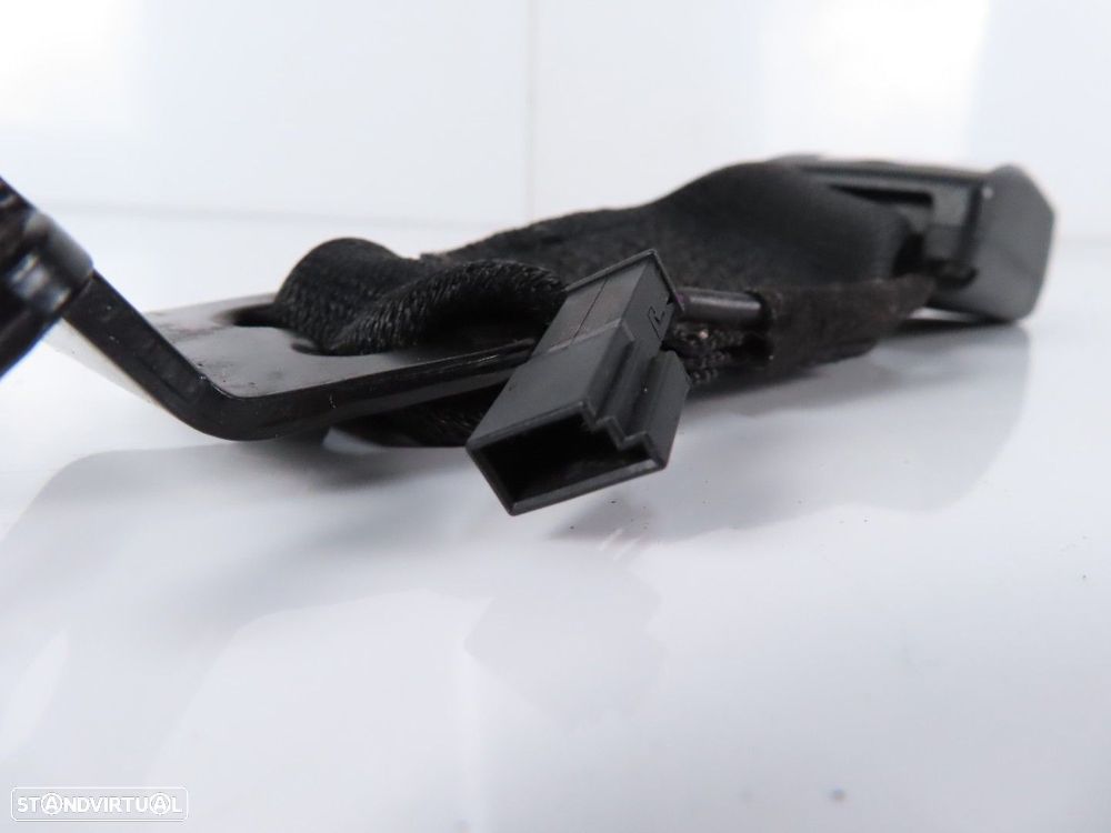 Encaixe do Cinto Esquerdo/Trás/Inferior Usado / Original BMW 1 (F20)/BMW 3 (F30,... - 3