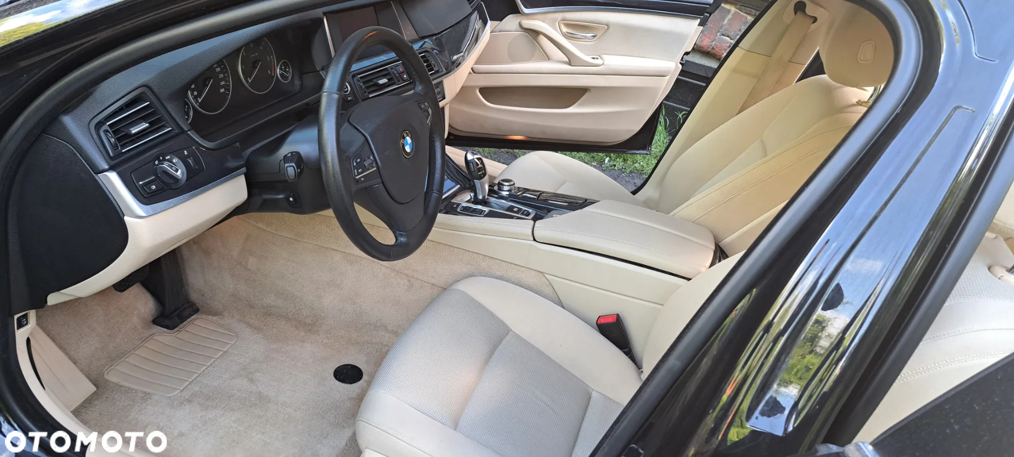 BMW Seria 5 520d Touring - 6
