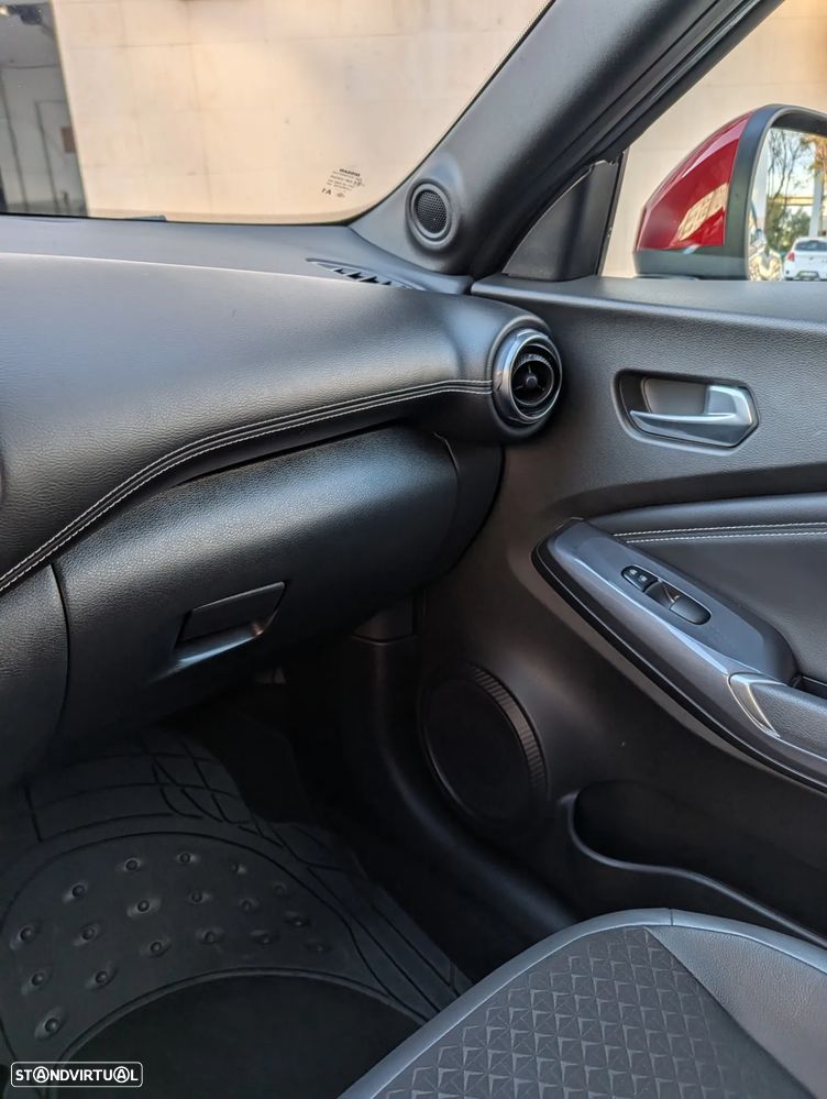Nissan Juke 1.0 DIG-T N-Connecta NAV.+TwoTone NC DCT - 12
