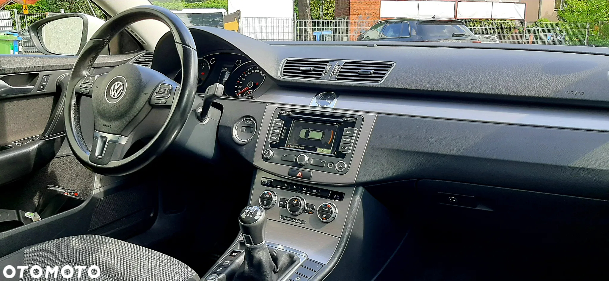 Volkswagen Passat Variant 2.0 TDI 4Motion BlueMotion Technol R-Line - 28