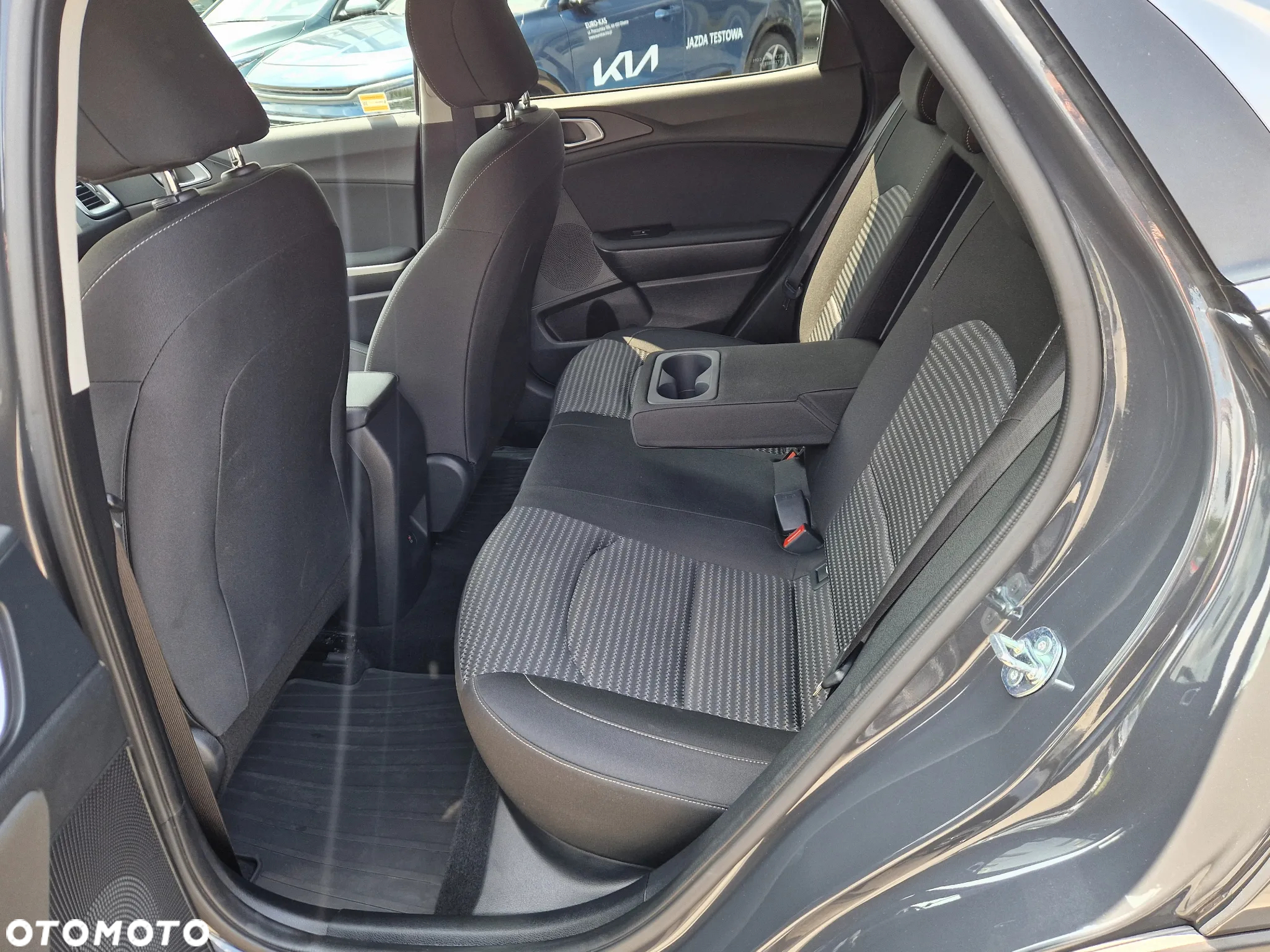 Kia XCeed 1.5 T-GDI M - 8