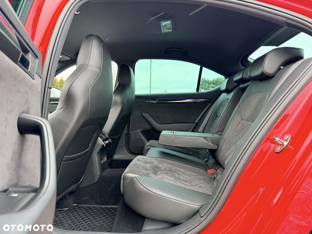 Skoda Superb 2.0 TSI Sportline DSG - 13