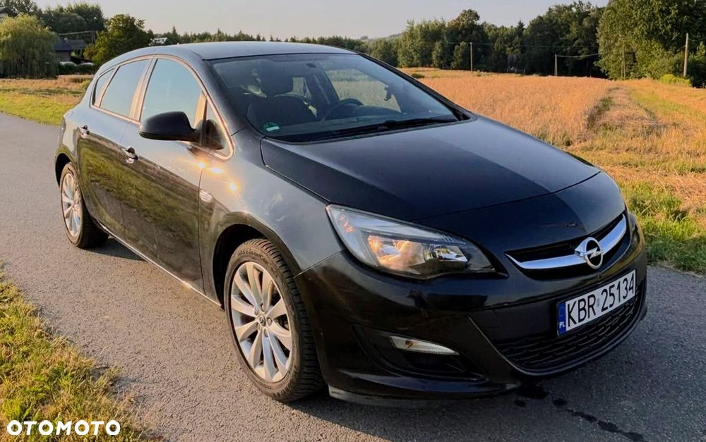 Opel Astra 1.4 150 Jahre - 1