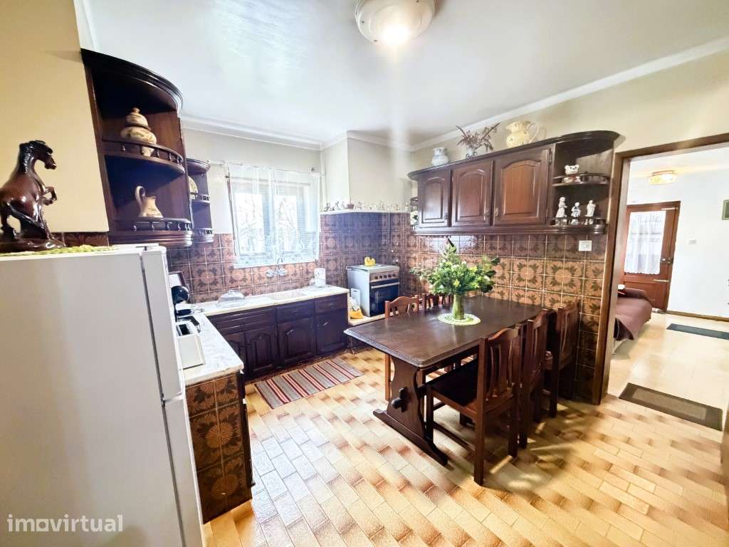 Moradia com Grande Potencial | Habitação ou Investimento | Terreno ... - Grande imagem: 4/48