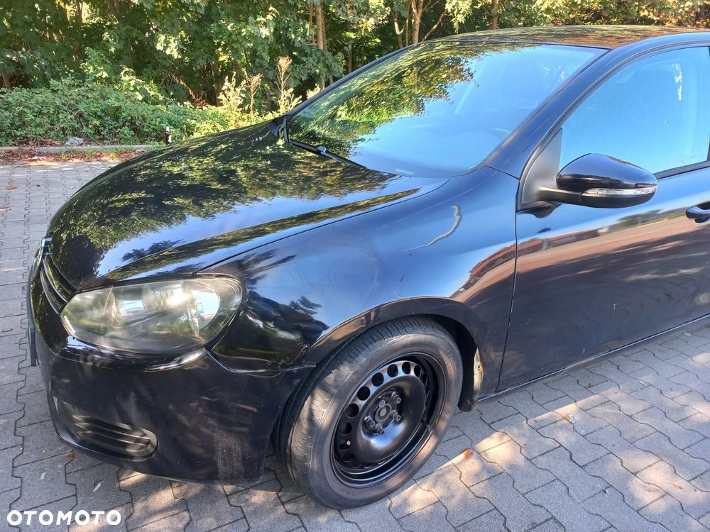 Volkswagen Golf - 6