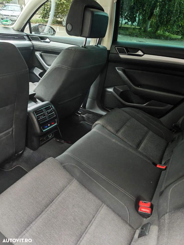 Volkswagen Passat - 7