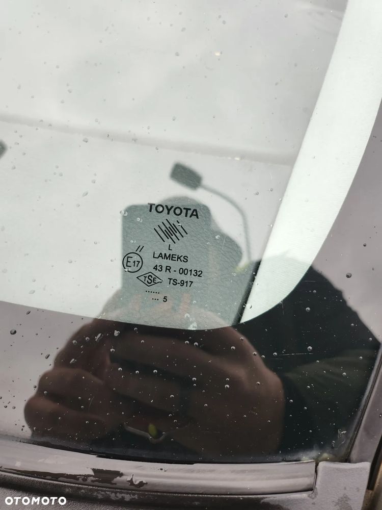 Toyota Corolla 1.6 VVT-i Sol (air6) - 28