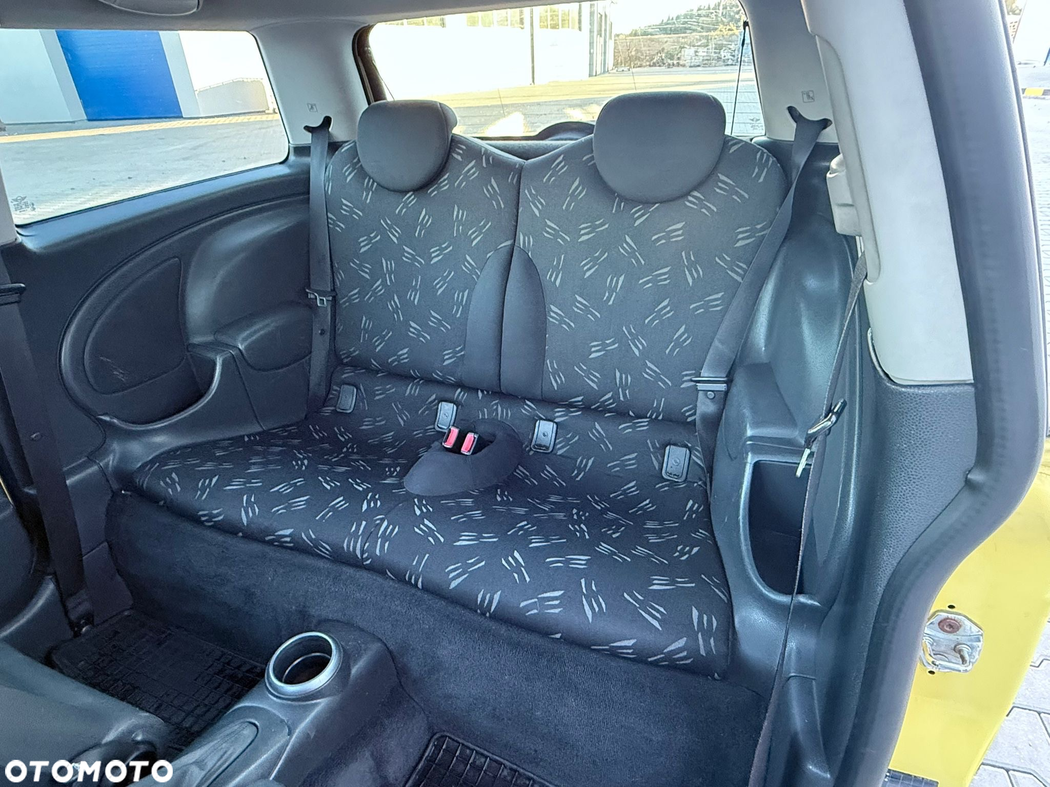 MINI ONE Standard - 5