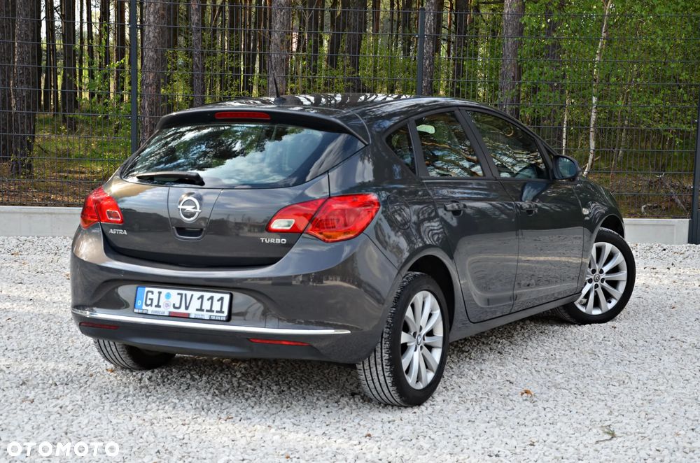 Opel Astra - 4