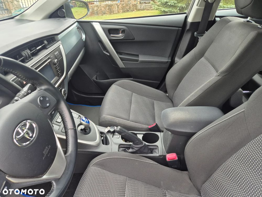 Toyota Auris 1.8 HSD Luna - 18