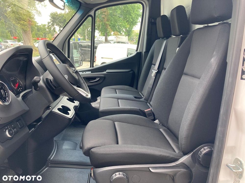 Mercedes-Benz Sprinter 317 CDI Podwozie - 16