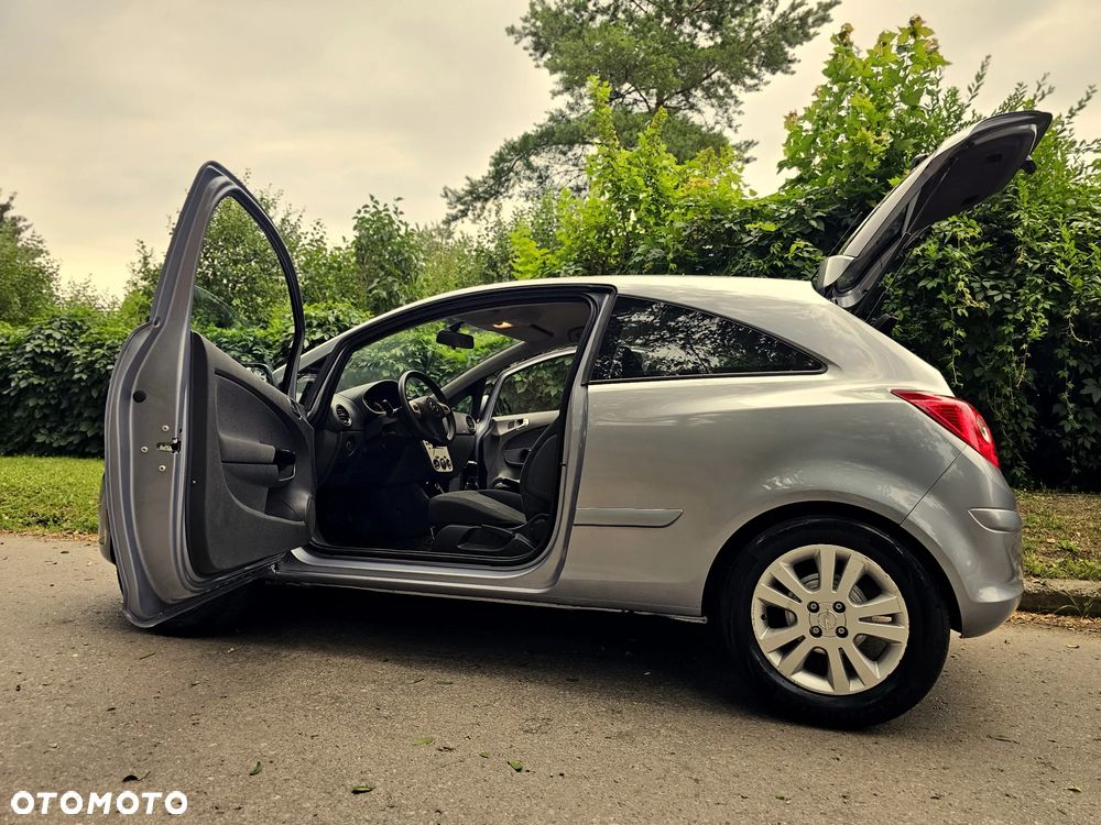 Opel Corsa - 28