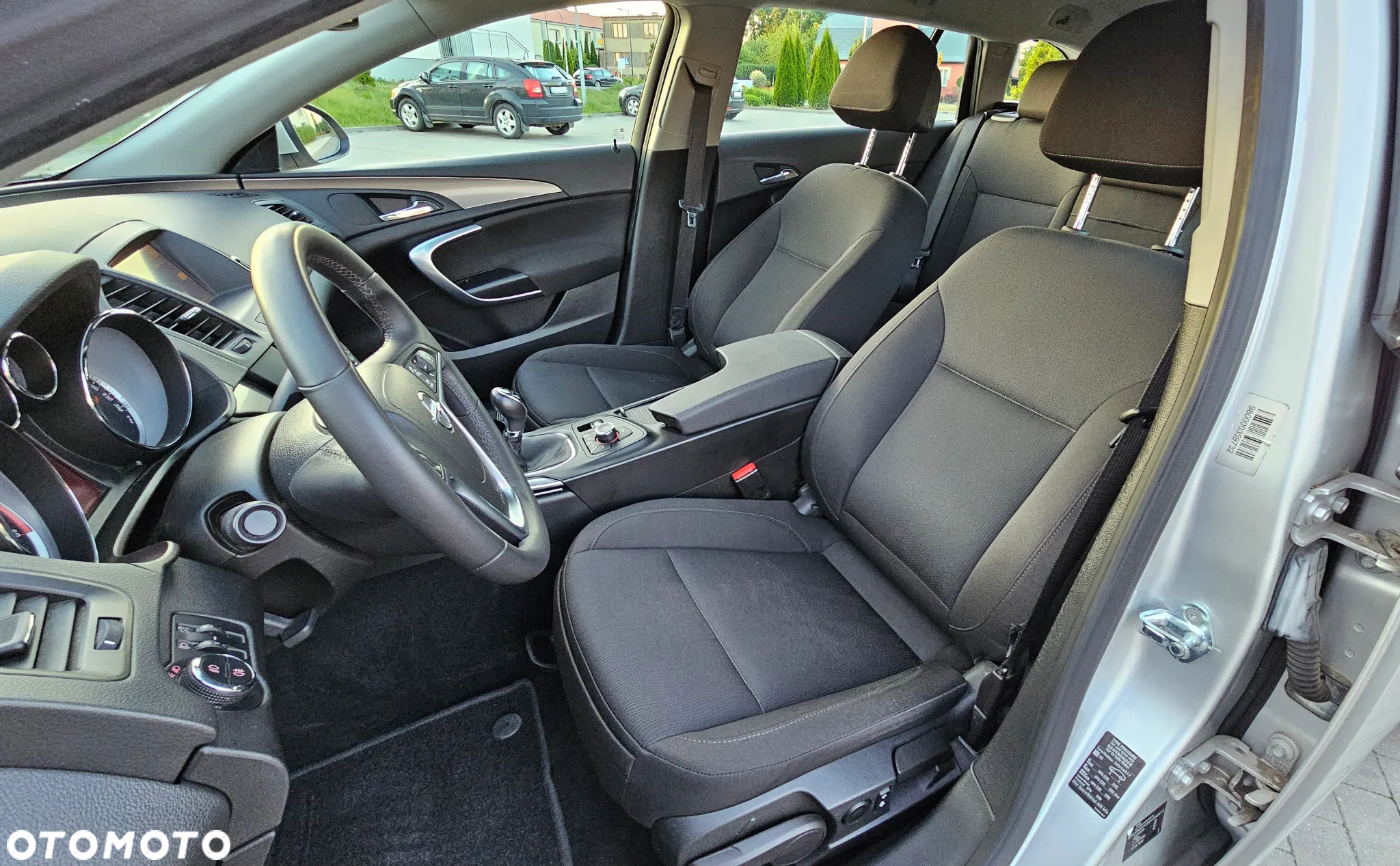 Opel Insignia 1.8 Sports Tourer - 12