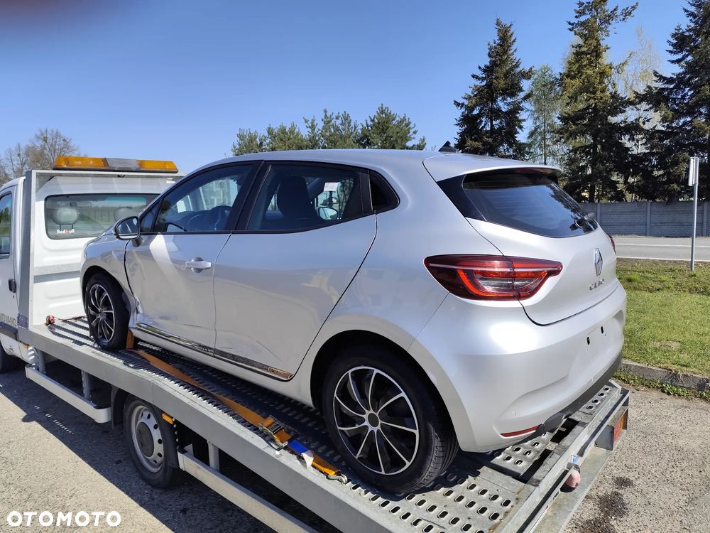 Renault Clio TCe 90 EVOLUTION - 8
