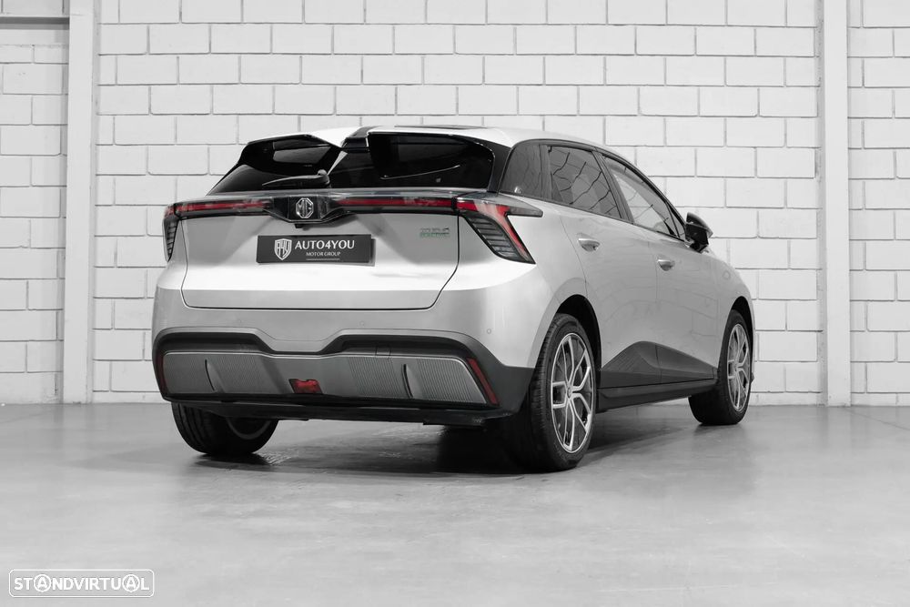 MG MG4 77 kWh Extended Range Luxury - 5