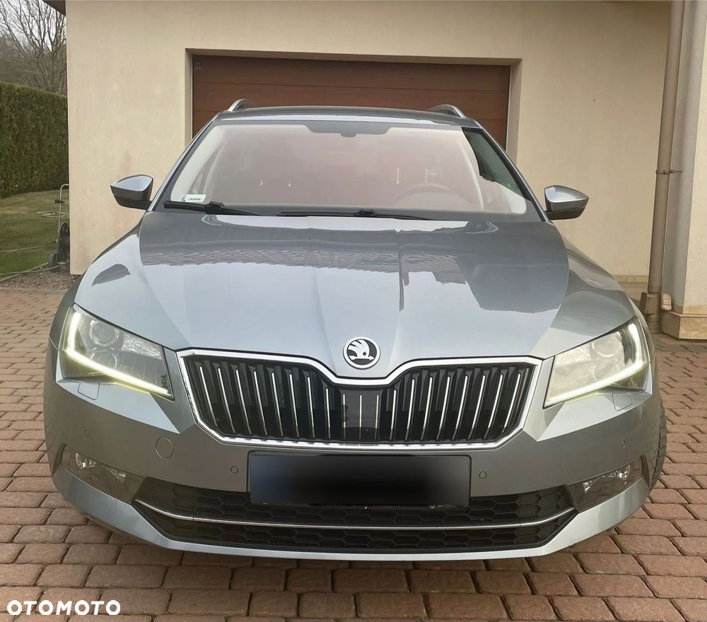 Skoda Superb 1.8 TSI Ambition DSG - 2