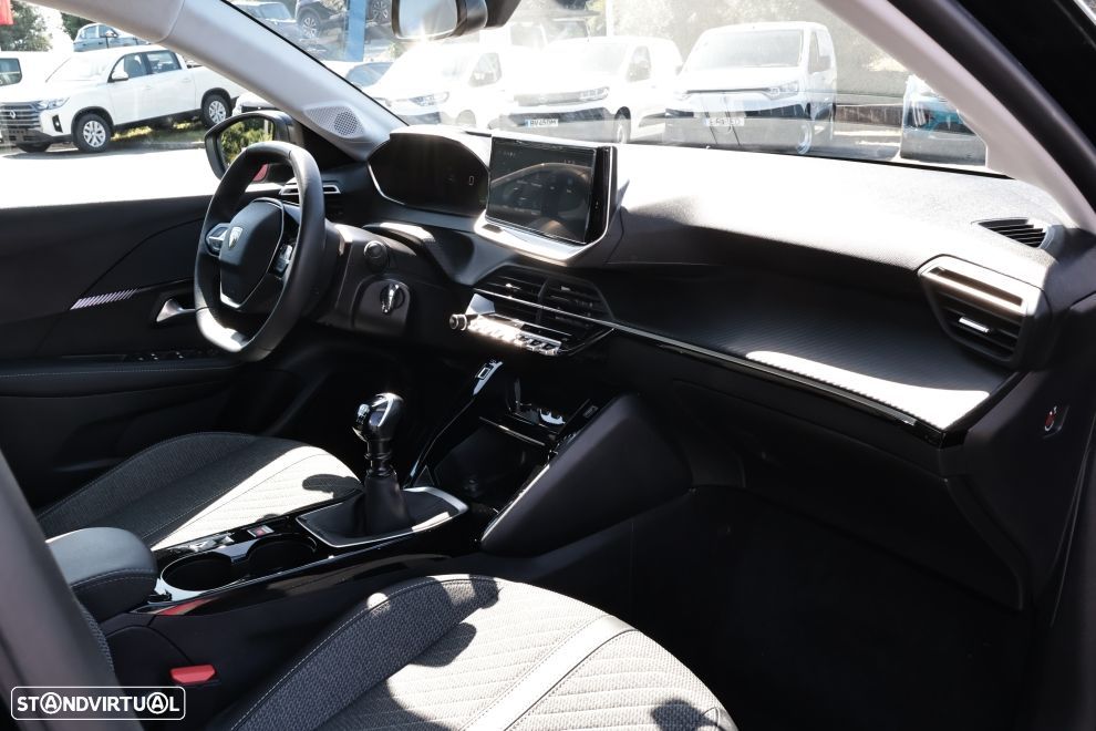 Peugeot 208 1.2 PureTech Allure - 13