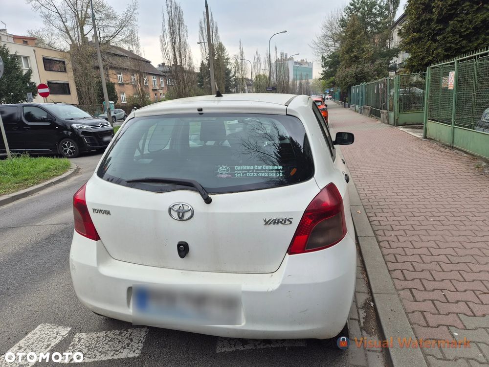 Toyota Yaris 1.0 Terra - 6