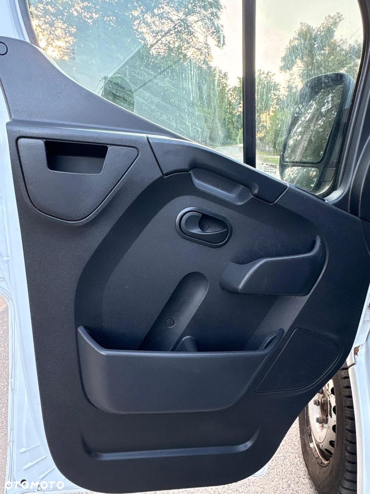 Renault Master - 11