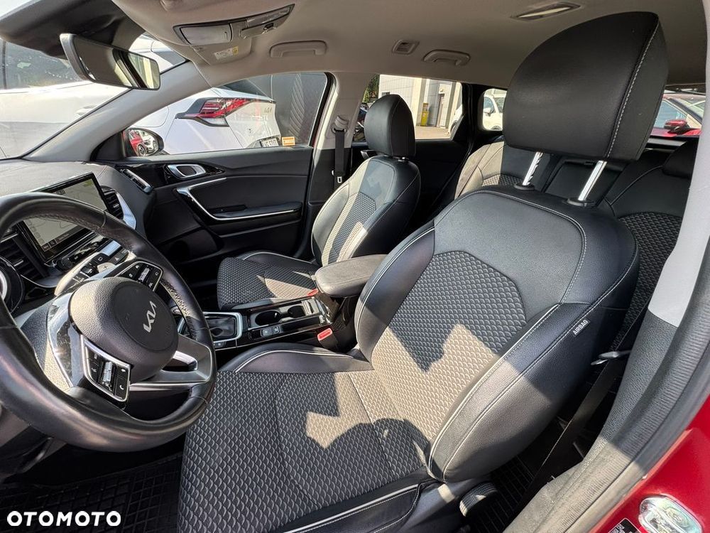 Kia Ceed 1.5 T-GDI Tribute DCT - 11