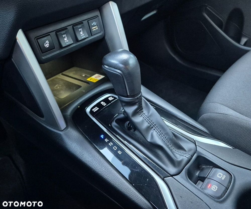 Toyota Corolla Cross 2.0 Hybrid Style AWD - 18