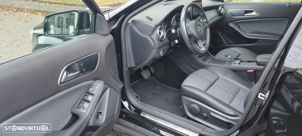 Mercedes-Benz GLA 180 d 7G-DCT Activity Edition - 9