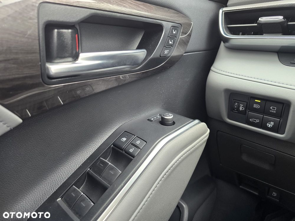 Toyota Highlander 2.5 Hybrid Executive - 26