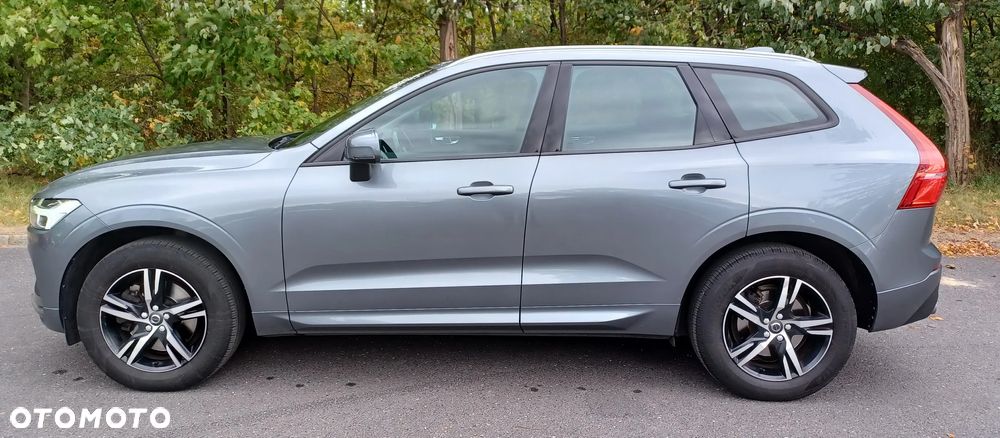 Volvo XC 60 T4 Momentum - 3