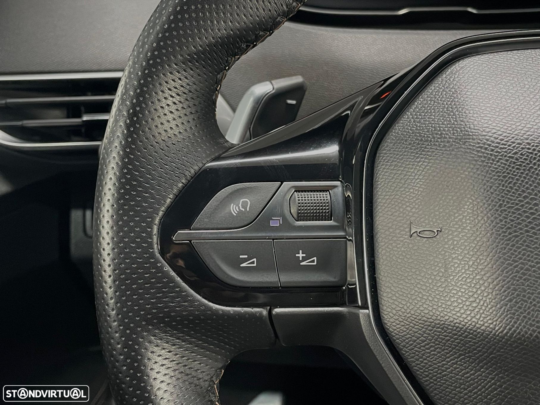 Peugeot 3008 1.2 PureTech GT EAT8 - 10
