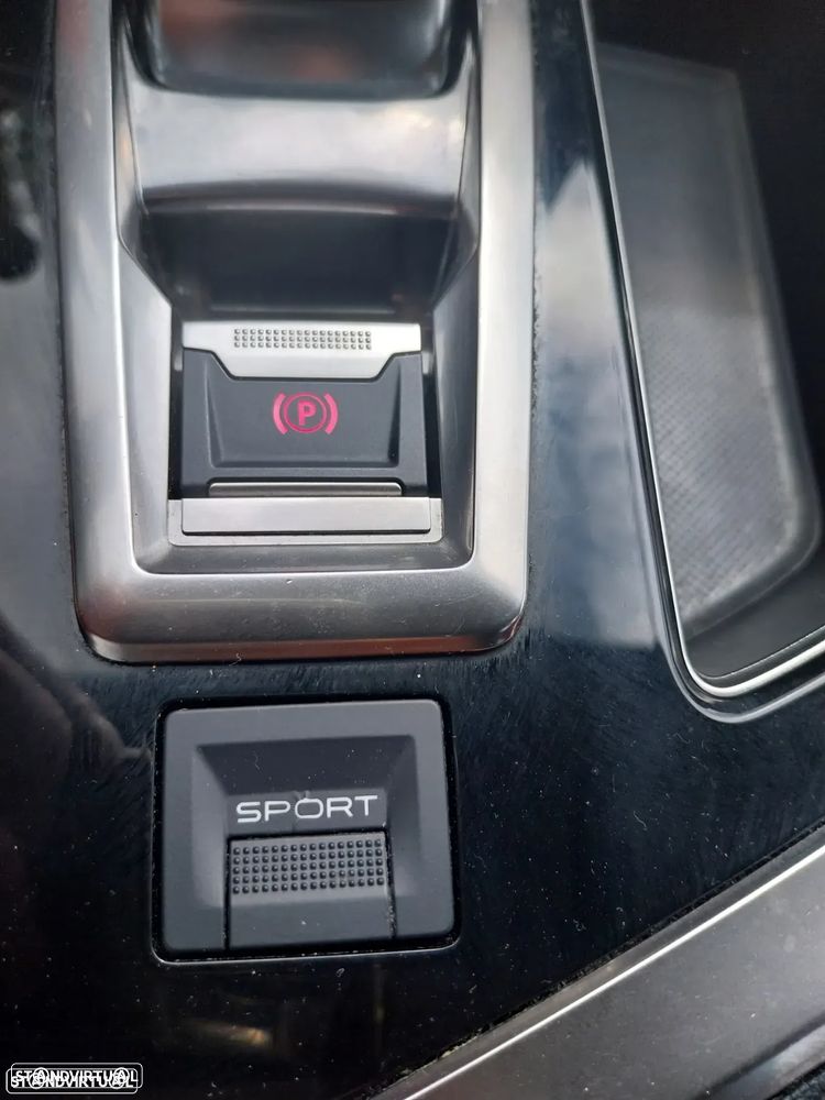 Peugeot 5008 - 21