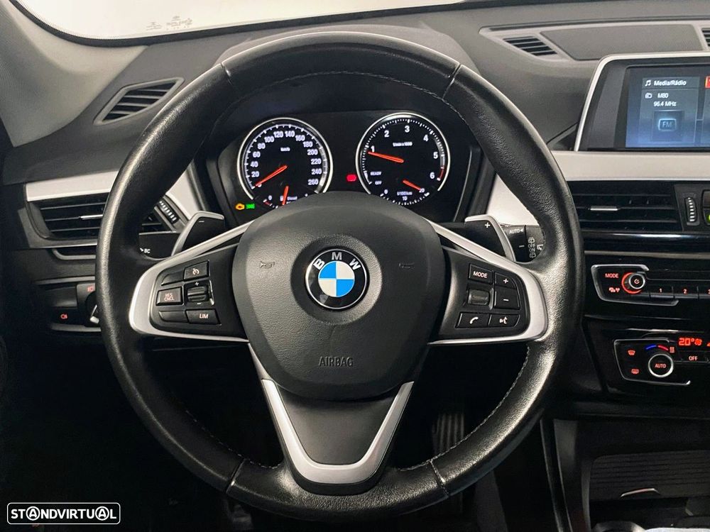 BMW X1 sDrive18d - 21