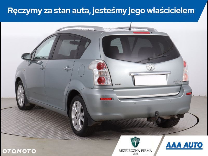 Toyota Corolla Verso - 5