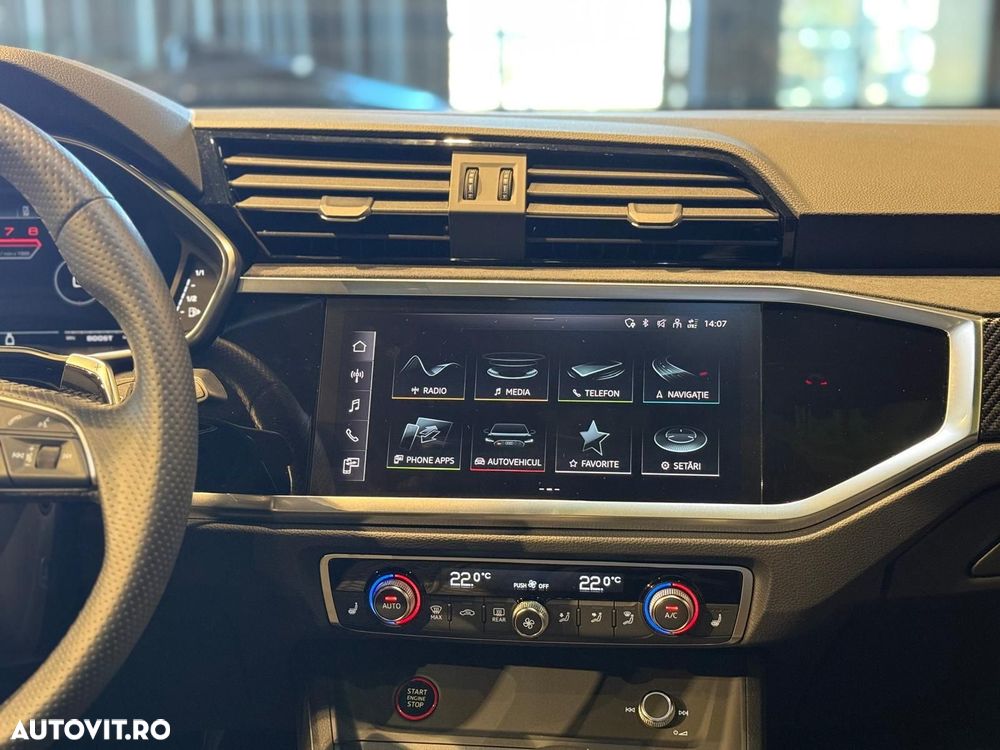 Audi RS Q3 RSQ3 2.5 TFSI quattro S tronic - 24