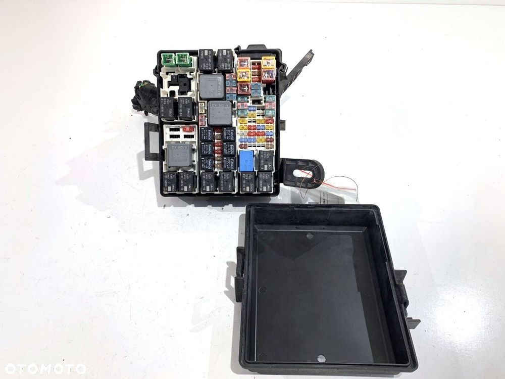 SKRZYNKA BEZPIECZNIKÓW  FORD ECOSPORT 2011 - 2022 1.0 EcoBoost 92 kW [125 KM] benzyna 2013 - 2022 - 4