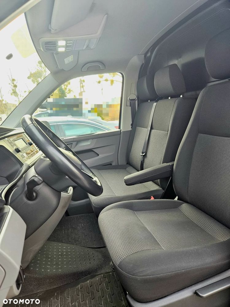 Volkswagen Transporter - 12