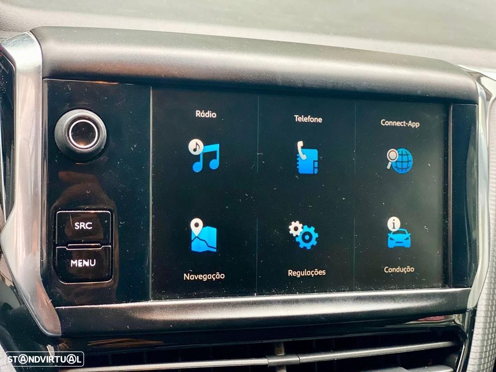 Peugeot 208 1.2 PureTech Style - 24