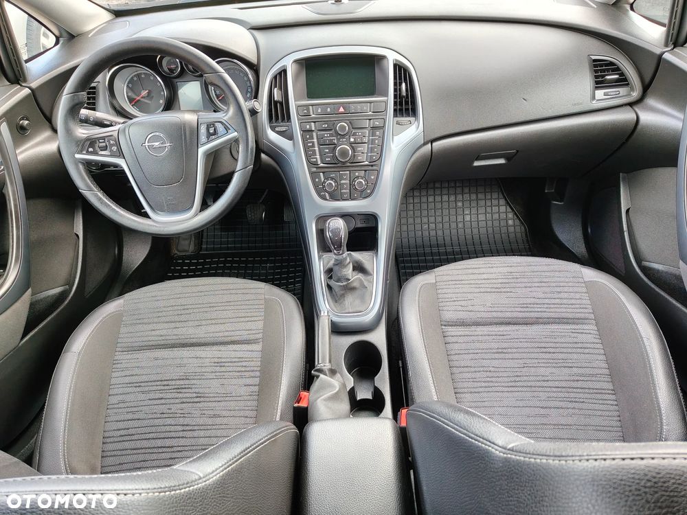 Opel Astra 1.4 T Executive EU6 - 16