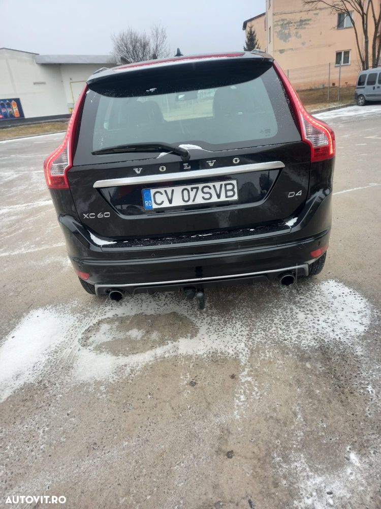 Volvo XC 60 D4 VEA Start-Stop R-Design - 4
