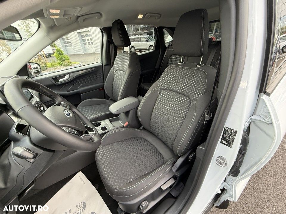 Ford Kuga - 14