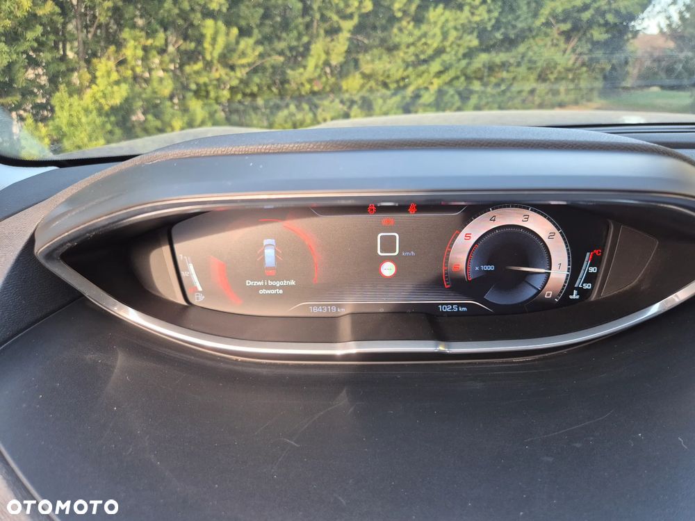 Peugeot 5008 1.6 BlueHDi Active 7os - 7