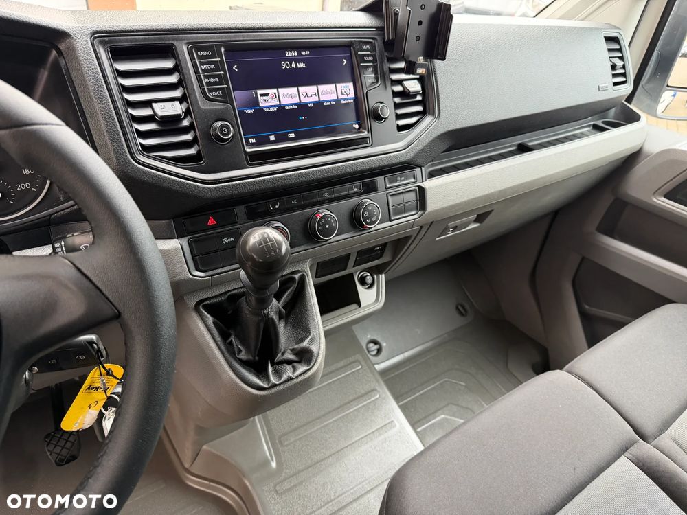 Volkswagen Crafter Doka Brygadówka 7 osób - 17