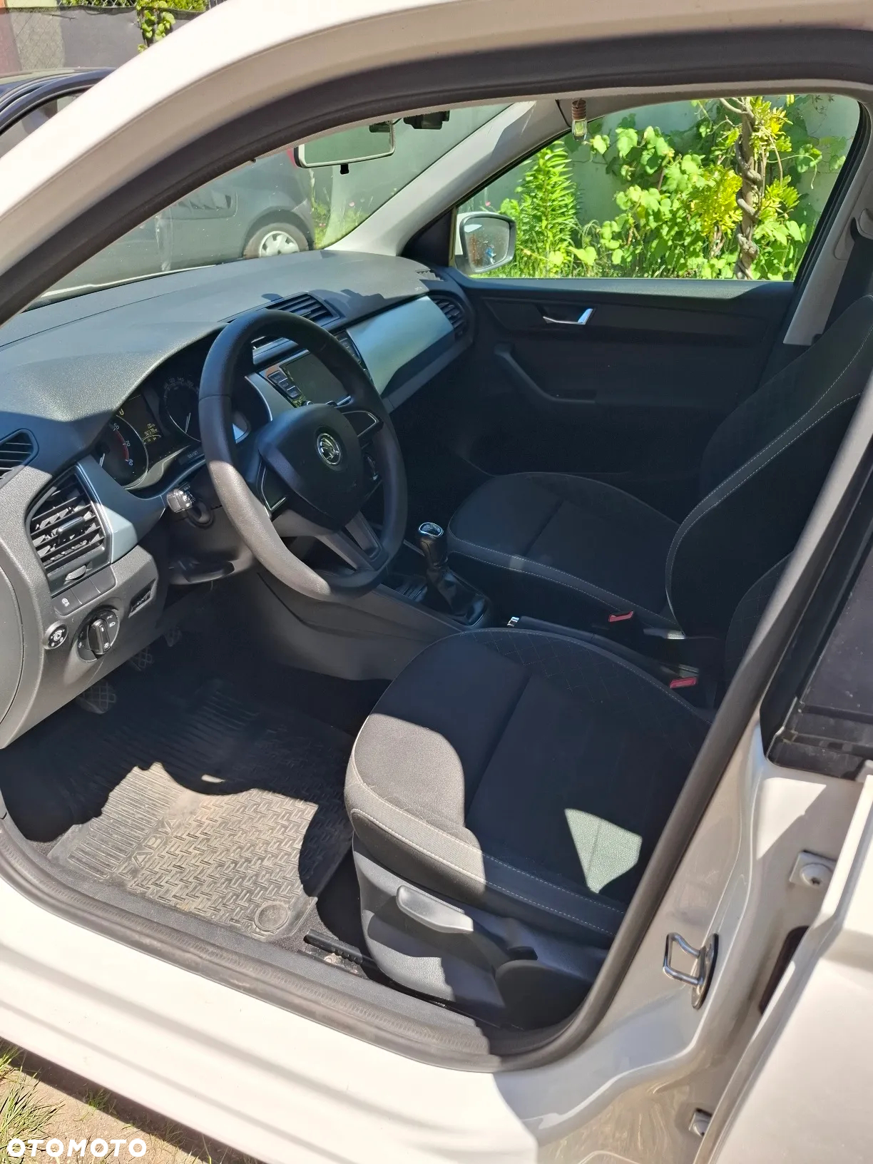 Skoda Fabia - 10