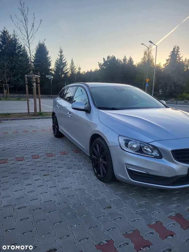Volvo V60 D2 - 8