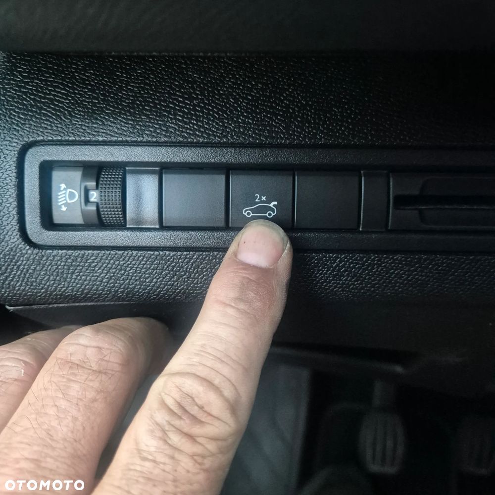 Peugeot 5008 BlueHDi 130 Allure - 27