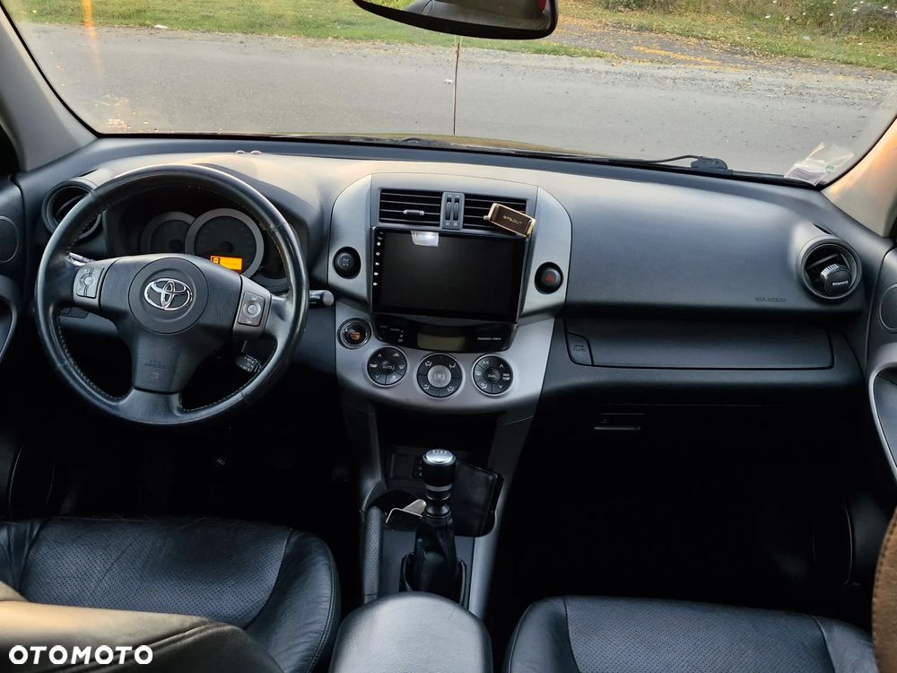 Toyota RAV4 2.2 D-CAT 4x4 Executive - 14