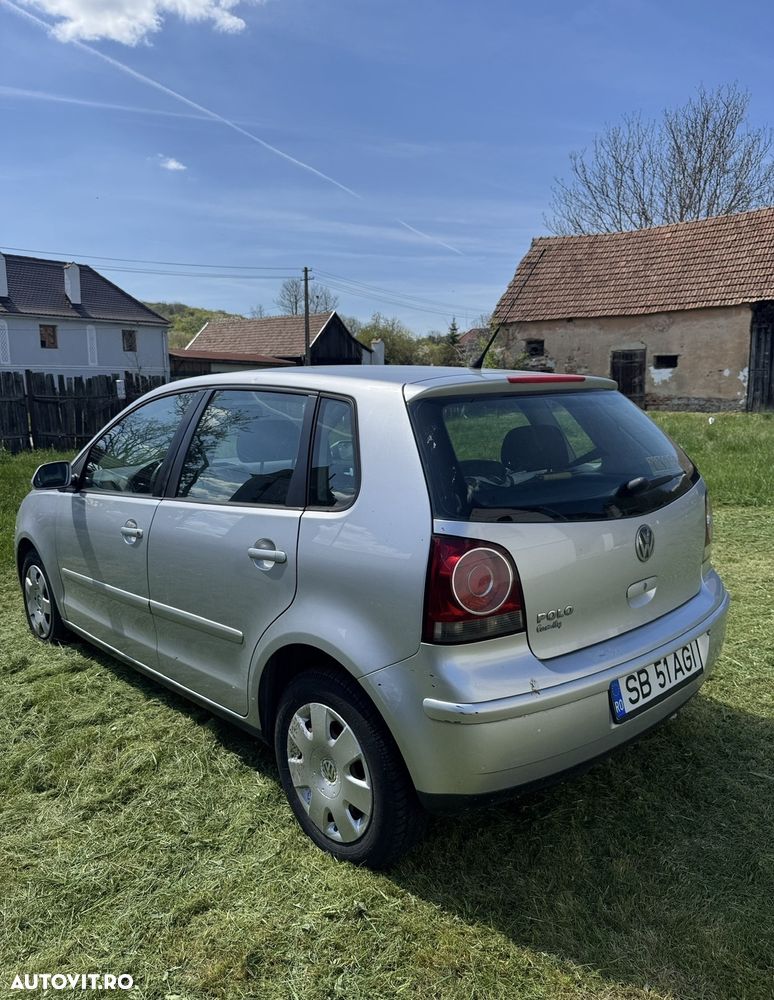 Volkswagen Polo Standard - 4