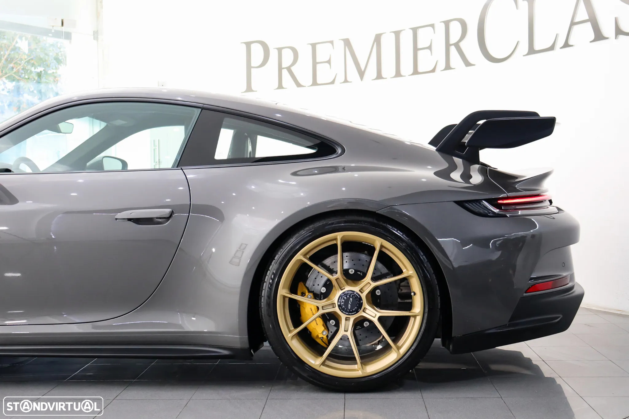 Porsche 911 (992) GT3 PDK - 11